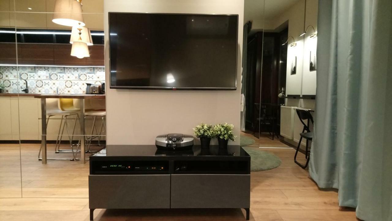 Siedmiogrodzka - Handy Location, Aircon & Garage Free Butas *