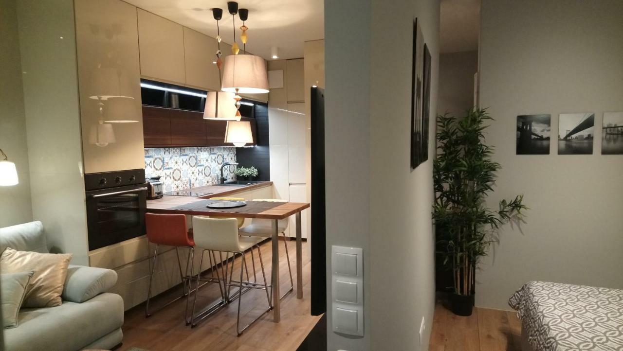 Siedmiogrodzka - Handy Location, Aircon & Garage Free Butas *