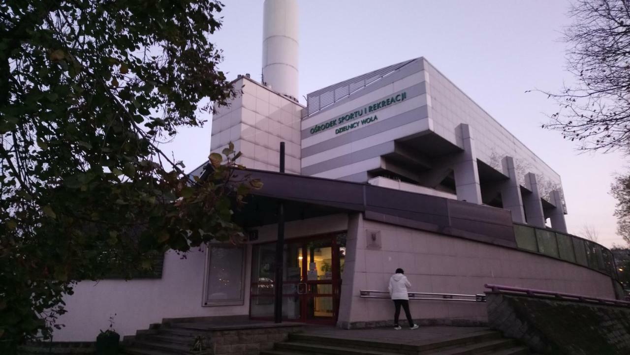 Siedmiogrodzka - Handy Location, Aircon & Garage Free Warsaw