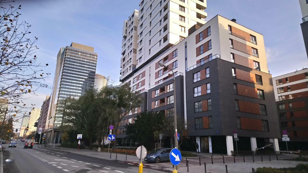 Siedmiogrodzka - Handy Location, Aircon & Garage Free Butas *
